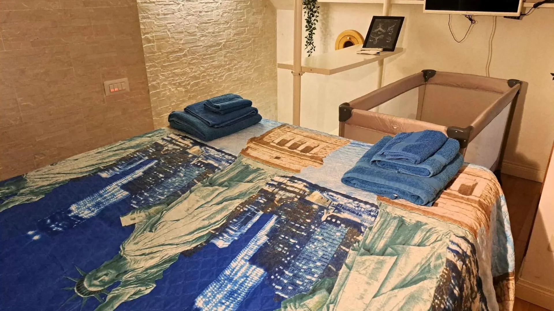Toledo 27, A Due Passi Da Piazza Del Plebiscito Apartment Naples