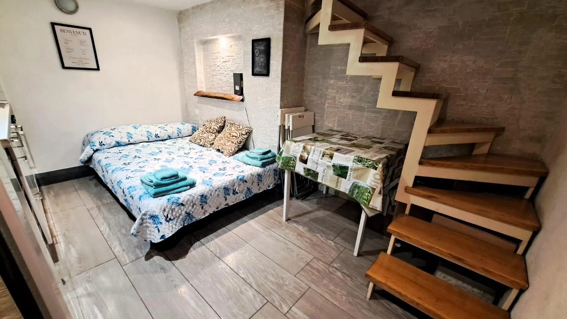 Toledo 27, A Due Passi Da Piazza Del Plebiscito Apartment Naples
