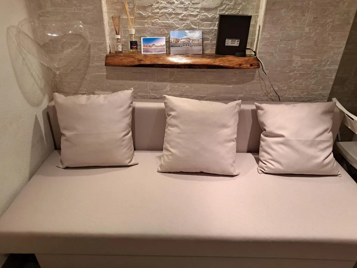 Toledo 27, A Due Passi Da Piazza Del Plebiscito Apartment Naples 0*,  Italy